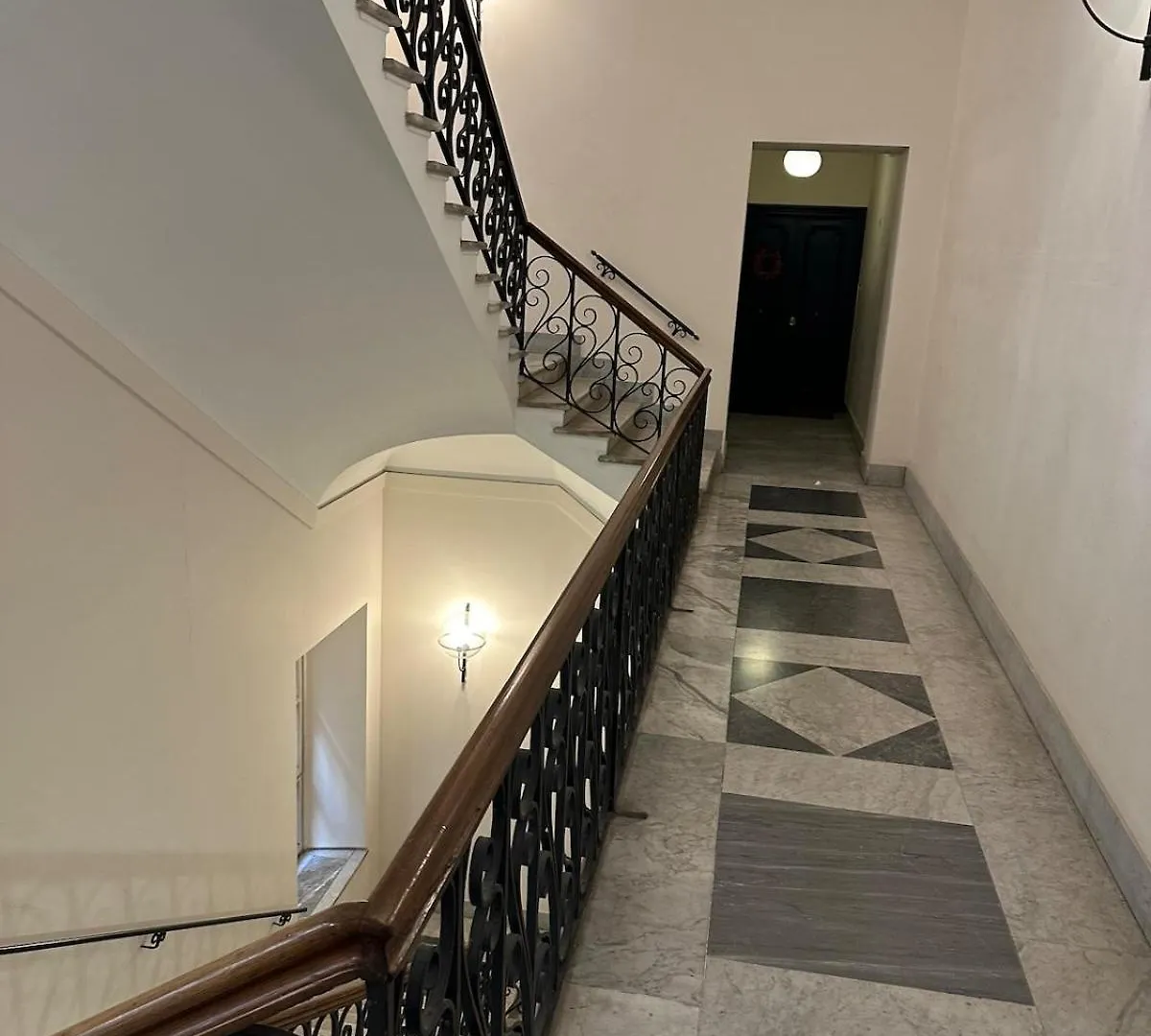 Luxury House Empire 96 Lejlighed Rom